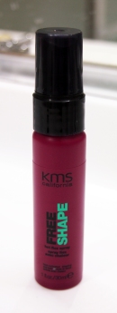 KMS California Free Shape Hot Flex Spray